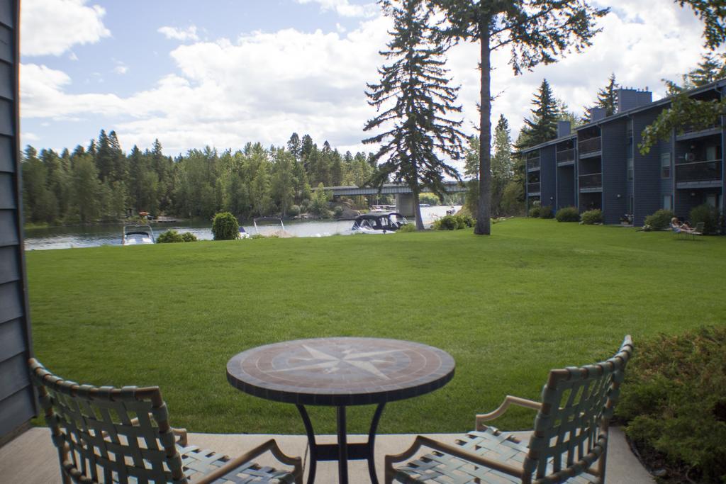Marina Cay Hotel Bigfork Esterno foto