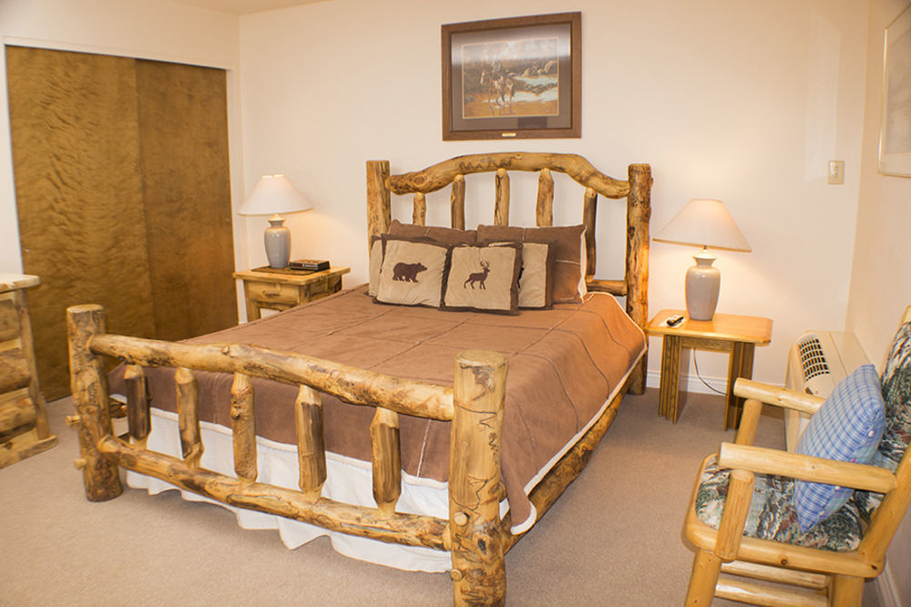 Marina Cay Hotel Bigfork Esterno foto