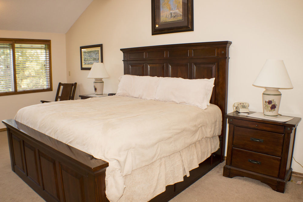 Marina Cay Hotel Bigfork Esterno foto