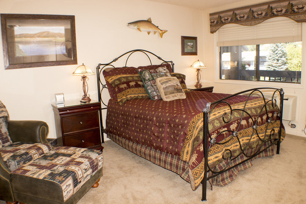 Marina Cay Hotel Bigfork Esterno foto